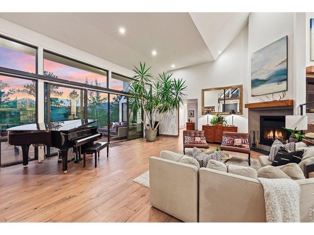 5411 Sunshine Canyon Dr, Boulder, CO 80302