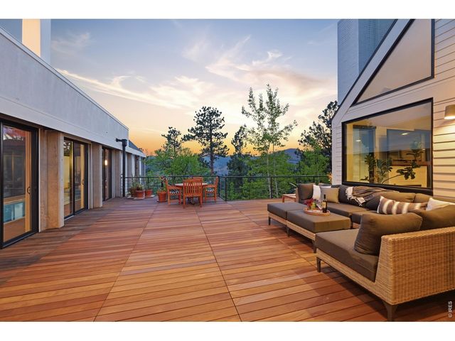 5411 Sunshine Canyon Dr, Boulder, CO 80302