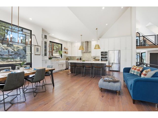 5411 Sunshine Canyon Dr, Boulder, CO 80302