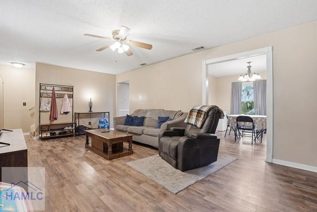932 Primrose Lane, Hinesville, GA 31313