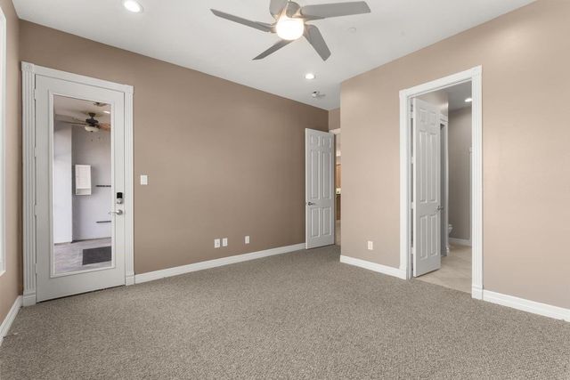 168 Lake Point Boulevard C102, Conroe, TX 77356