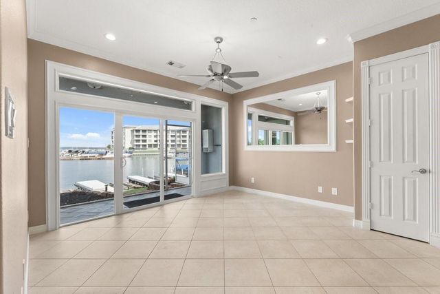 168 Lake Point Boulevard C102, Conroe, TX 77356