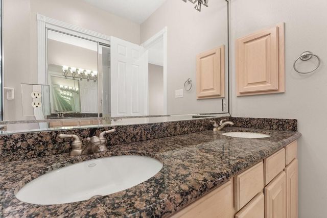 168 Lake Point Boulevard C102, Conroe, TX 77356