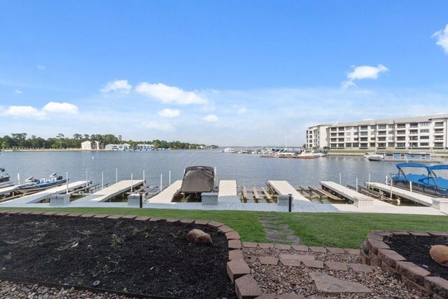 168 Lake Point Boulevard C102, Conroe, TX 77356