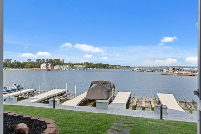 168 Lake Point Boulevard C102, Conroe, TX 77356
