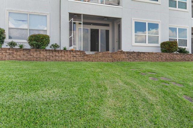 168 Lake Point Boulevard C102, Conroe, TX 77356