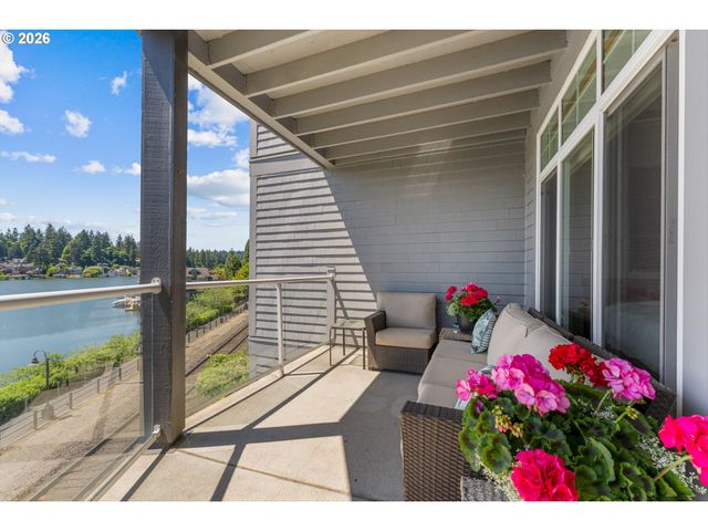 123 3RD St, Lake Oswego, OR 97034