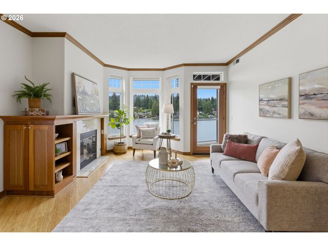 123 3RD St, Lake Oswego, OR 97034