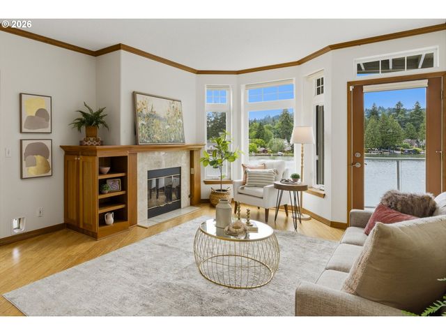 123 3RD St, Lake Oswego, OR 97034