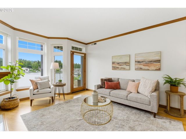 123 3RD St, Lake Oswego, OR 97034