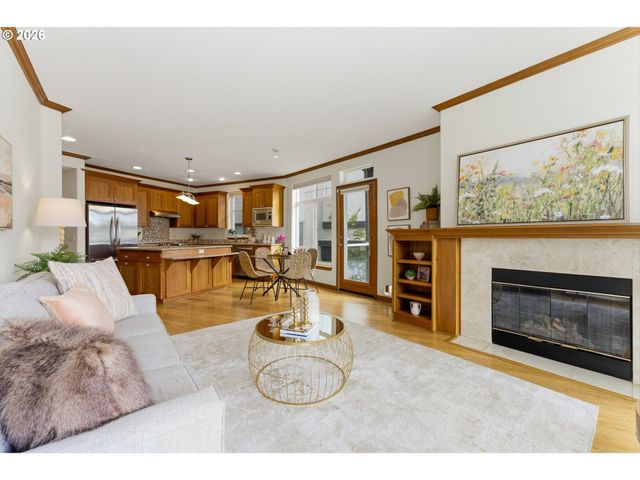 123 3RD St, Lake Oswego, OR 97034