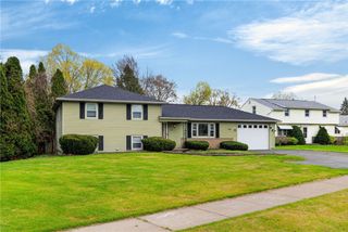 468 Kings Highway South, Irondequoit, NY 14617