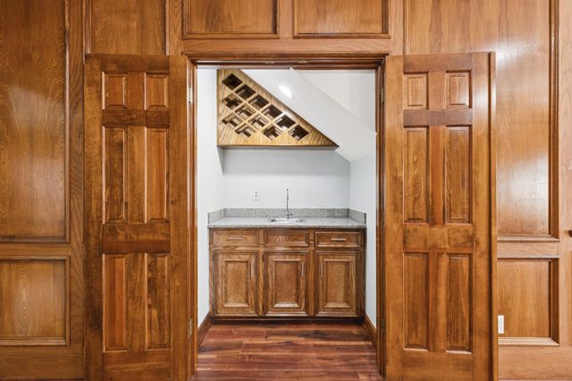 14819 Walbrook Drive, Sugar Land, TX 77498