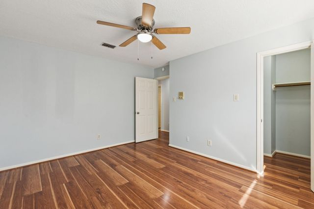 14819 Walbrook Drive, Sugar Land, TX 77498