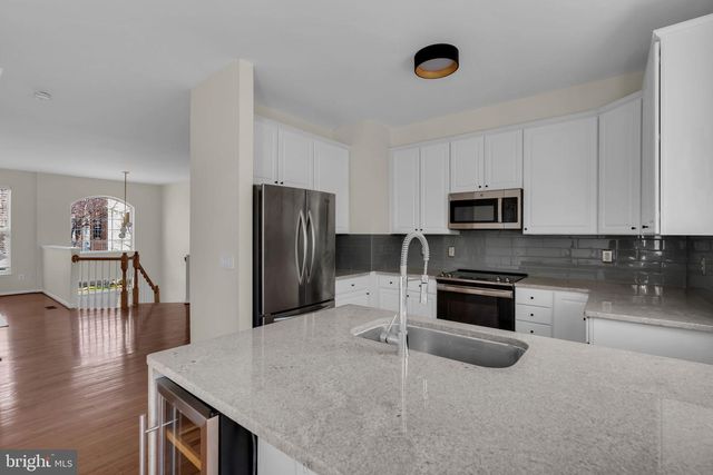 11481 CARRIAGE GATE CT, Fairfax, VA 22030