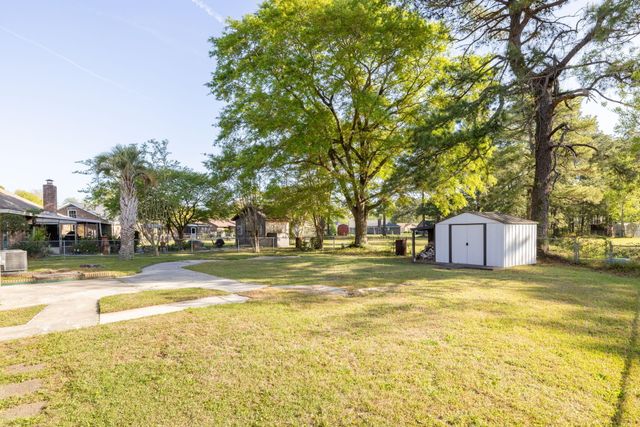126 Marion Road, Summerville, SC 29486