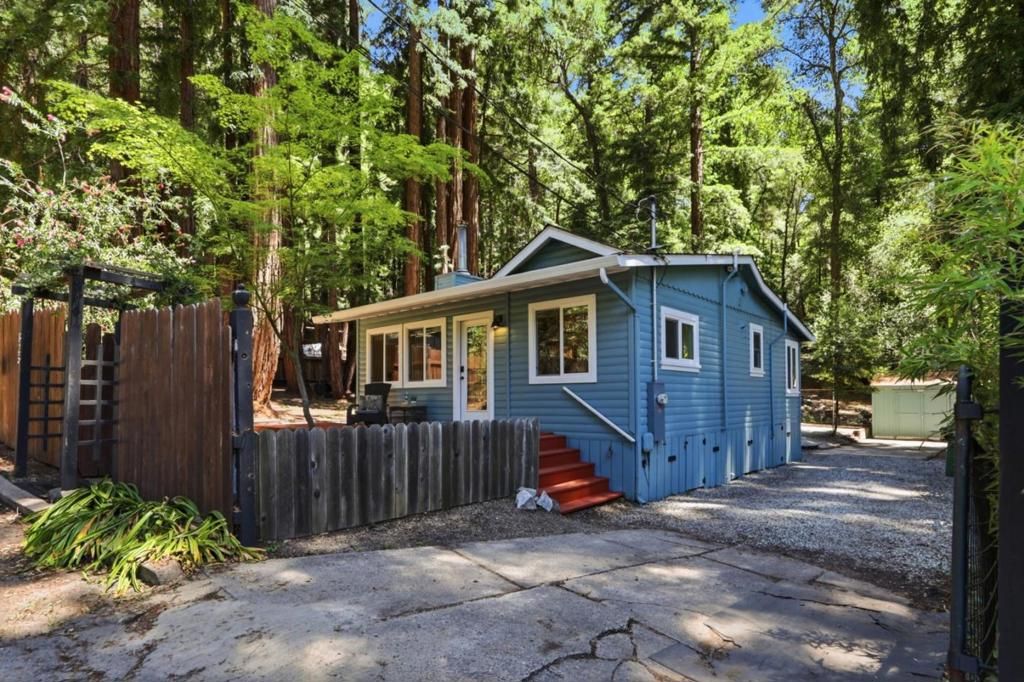 Image 3 of property listing at 825 Creek Drive, Boulder Creek, CA 95006