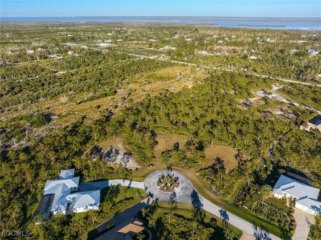 12534 Indian Shell TRL, Bokeelia, FL 33922