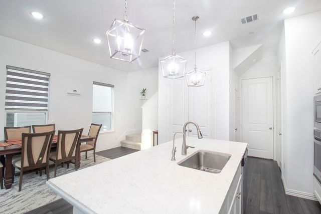 9923 Schramm Street, Irving, TX 75063