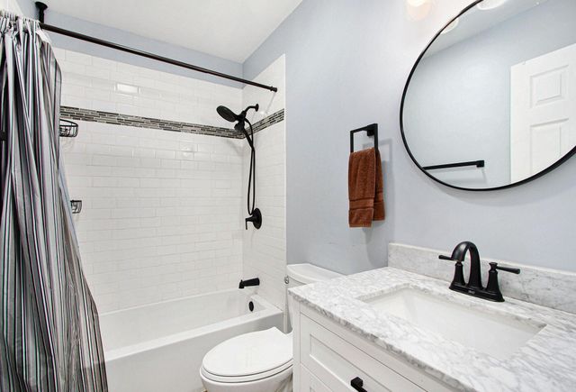 2717 Walnut Street, Portage, IN 46368