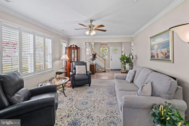 137 THOMAS JEFFERSON ST, La Plata, MD 20646