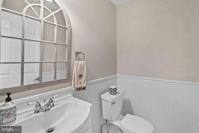 137 THOMAS JEFFERSON ST, La Plata, MD 20646
