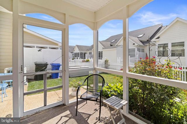 137 THOMAS JEFFERSON ST, La Plata, MD 20646