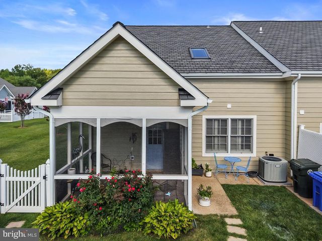 137 THOMAS JEFFERSON ST, La Plata, MD 20646