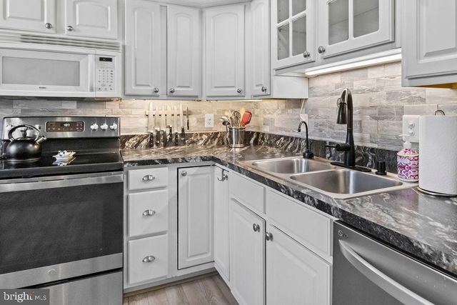 137 THOMAS JEFFERSON ST, La Plata, MD 20646