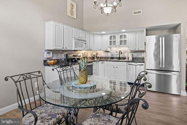 137 THOMAS JEFFERSON ST, La Plata, MD 20646