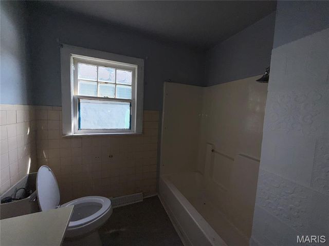 286 Polk Avenue, Lebanon, MO 65536