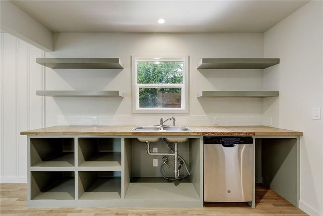 4804 Menchaca RD, Austin, TX 78745