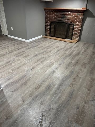 30 Linden Ter, Lynn, MA 01902