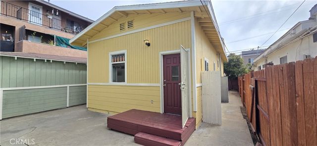 1060 Cherry A & B, Long Beach, CA 90813