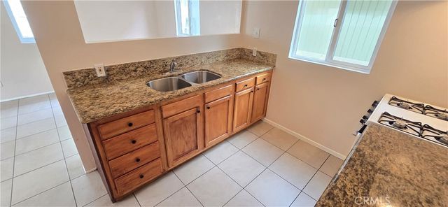 1060 Cherry A & B, Long Beach, CA 90813