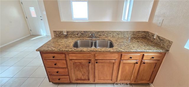 1060 Cherry A & B, Long Beach, CA 90813