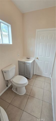 1060 Cherry A & B, Long Beach, CA 90813