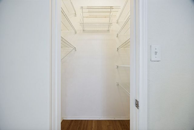 5619 Preston Oaks Road 305, Dallas, TX 75254