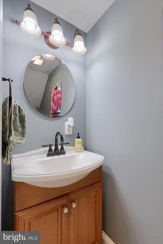 3156 LINCOLN HWY E, Paradise, PA 17562