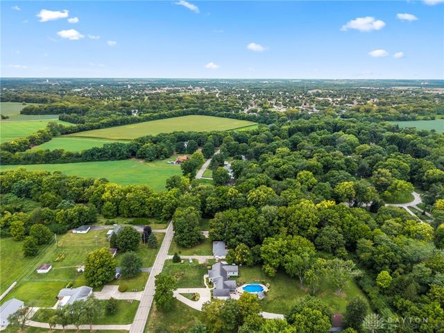 2097 Lefevre Road, Troy, OH 45373