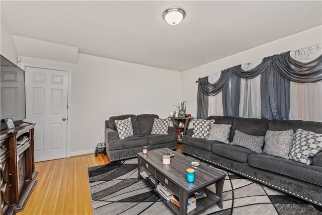 790 Thurston Road, Rochester, NY 14619