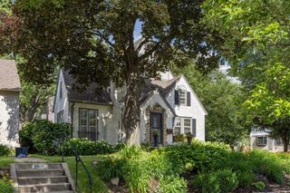 4900 Ewing Avenue S, Minneapolis, MN 55410