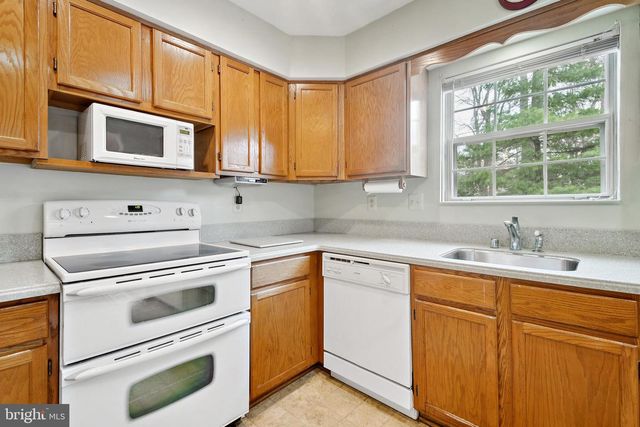 285 SHAKESPEARE DR, Severna Park, MD 21146