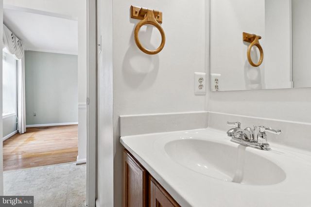 285 SHAKESPEARE DR, Severna Park, MD 21146