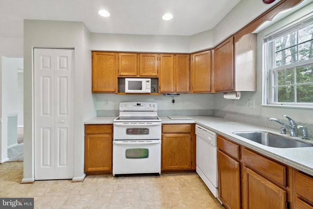285 SHAKESPEARE DR, Severna Park, MD 21146