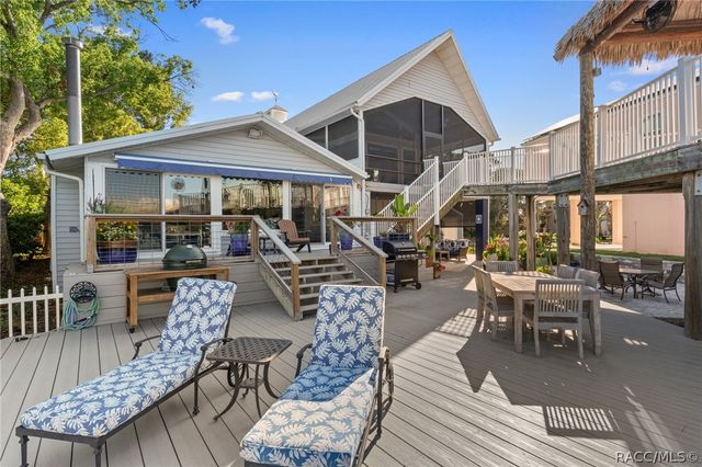 5475 S Island Drive, Homosassa, FL 34448