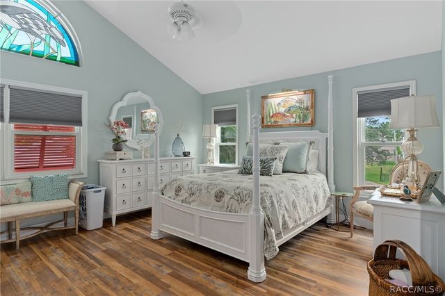 5475 S Island Drive, Homosassa, FL 34448