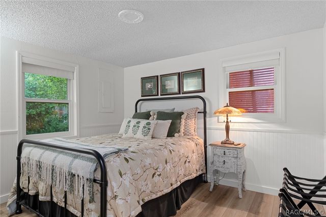 5475 S Island Drive, Homosassa, FL 34448