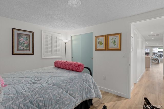 5475 S Island Drive, Homosassa, FL 34448