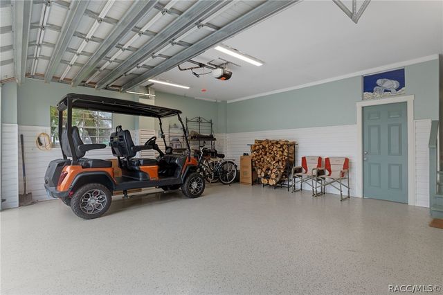 5475 S Island Drive, Homosassa, FL 34448
